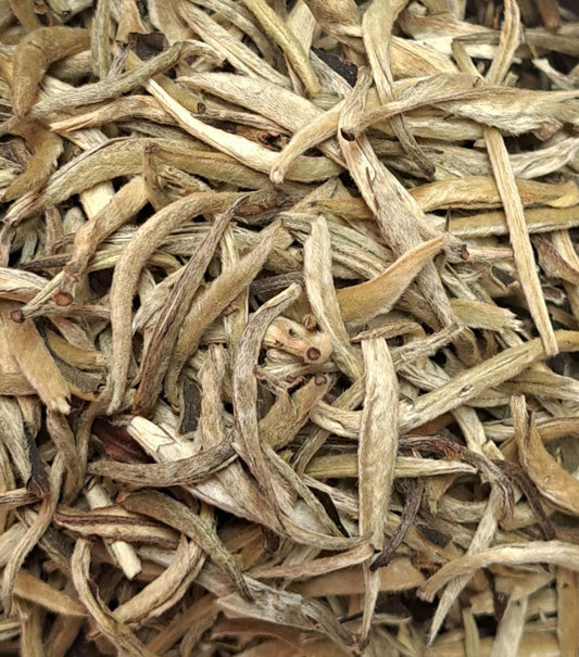PAI MU TAN SILVERY NEEDLE Weißer Tee - 50 g